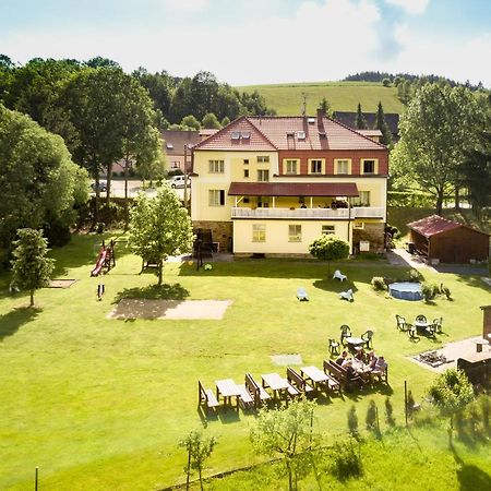 Hotel Penzion Horacko à Uncin Extérieur photo