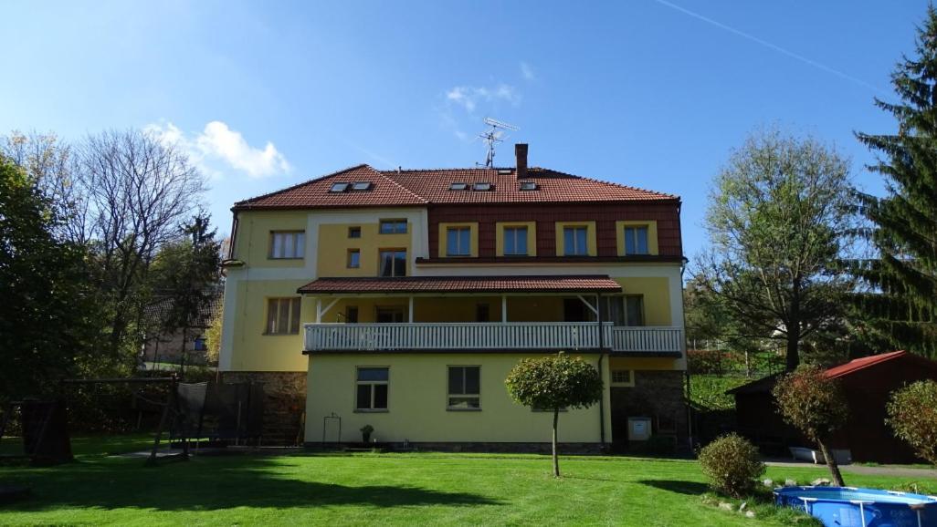 Hotel Penzion Horacko à Uncin Extérieur photo